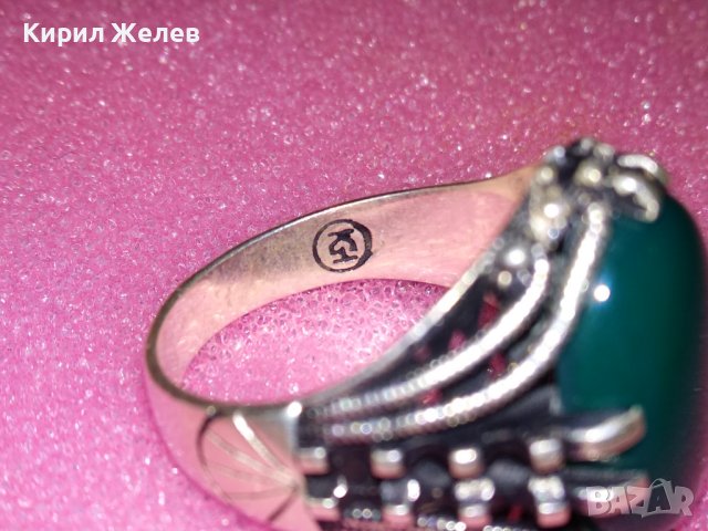 КРАСИВ СКЪПОЦЕНЕН АВТОРСКИ СРЕБЪРЕН ПРЪСТЕН СРЕБРО 925 с ШЛИФОВАН ХРИЗОПРАЗ и ПЕЧАТ на ЮВЕЛИРА 43354, снимка 2 - Пръстени - 44393980