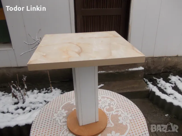 Помощна масичка , снимка 2 - Маси - 49183585