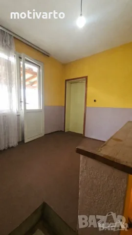 от СОБСТВЕНИК Къща с гараж и двор, снимка 5 - Къщи - 55853523