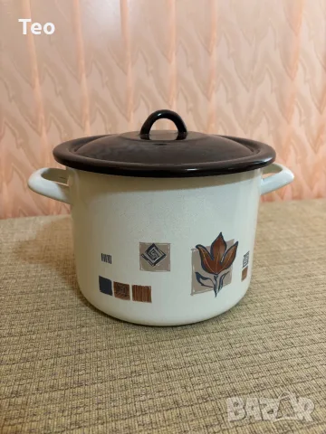 НОВА! Емайлирана тенджера с капак серия „Рустика“ (Rustica)