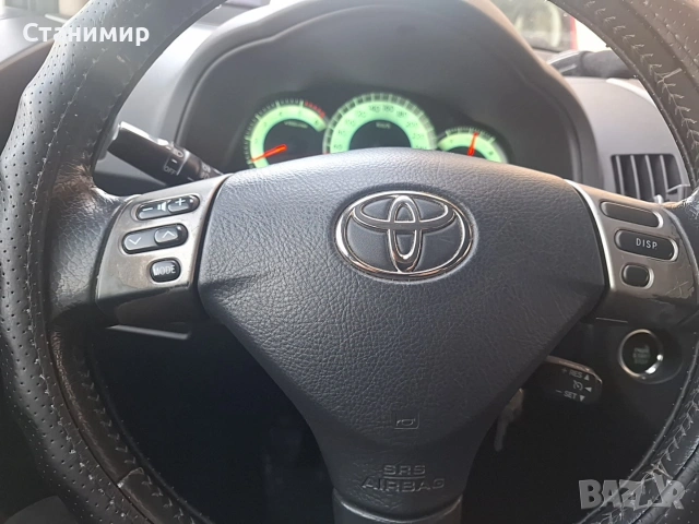 Тойота Корола Версо 2.2 136кс 2009г, снимка 18 - Автомобили и джипове - 53585132