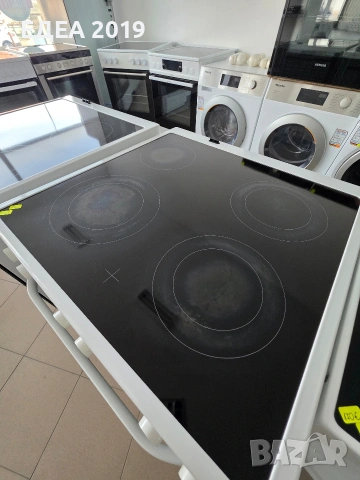 Свободностояща печка с керамични котлони Voss, снимка 8 - Печки, фурни - 53683545