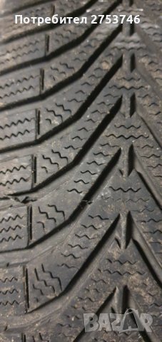 Четири броя зимни гуми , снимка 4 - Гуми и джанти - 42646740