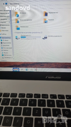 Лаптоп ASUS  F-551M цена 120лв, снимка 4 - Лаптопи за дома - 51960500