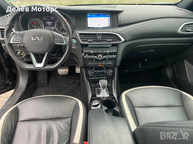Infiniti Q30S 2.0T 211ph., engine 270920, Sport, AWD, Panorama, Bose, 4x4, automatic, 42 000 km., 20, снимка 11 - Автомобили и джипове - 40325612