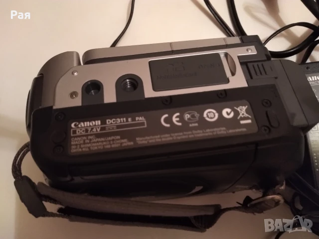Цифрова видеокамера Canon DC311, снимка 4 - Камери - 50711996