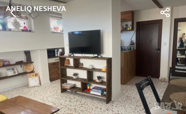 Продавам два етажа от къща по 89 кв.м. от три етажна къща с парцел от 226кв.м., снимка 4 - Къщи - 52424034