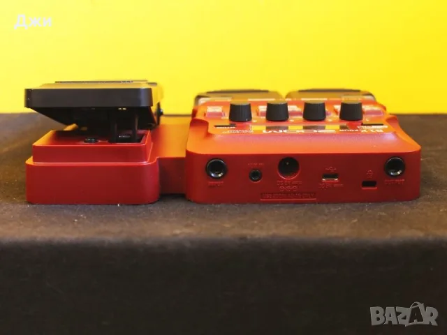Zoom B1X Four процесор за бас, снимка 2 - Китари - 55806574