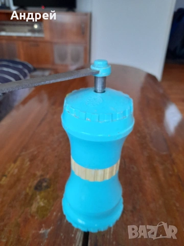 Стара кафемелачка,мелничка,мелница за кафе #27, снимка 3 - Други ценни предмети - 53056024