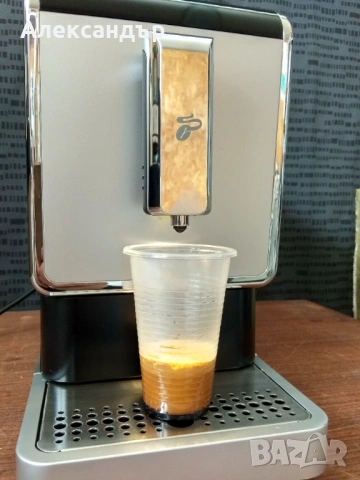 Кафеавтомат TCHIBO, снимка 7 - Кафемашини - 53733717