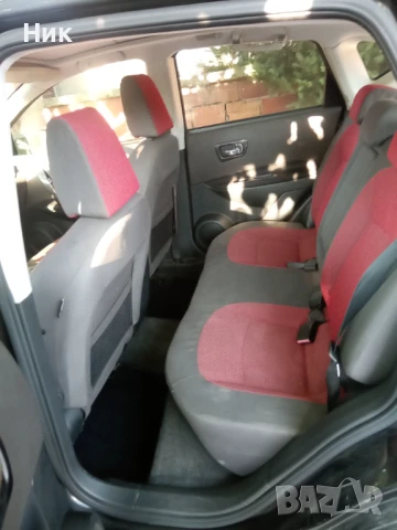 Nissan Qashqai 1600 газ бензин, снимка 6 - Автомобили и джипове - 51320610