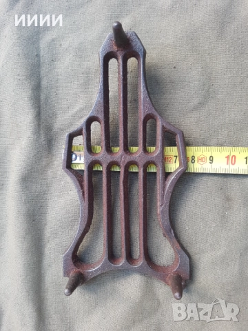 Скара за ютия на жар, снимка 2 - Антикварни и старинни предмети - 52287065