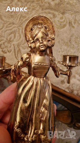 Прекрасен Малък Метален свещник– 10см, снимка 3 - Антикварни и старинни предмети - 39225747