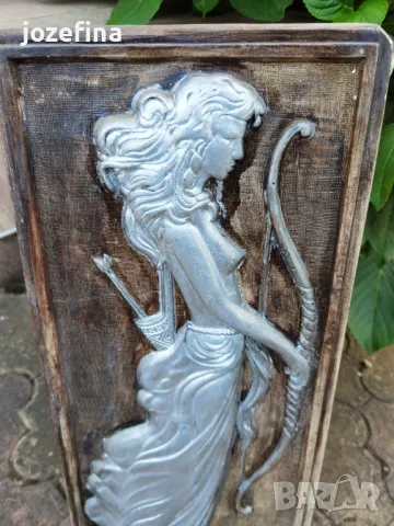 Уникална Релефна Картина „Богинята Диана“ – Изящно Декоративно Произведение, снимка 2 - Картини - 50354512