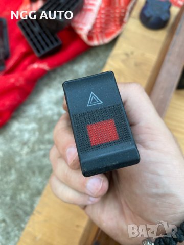 бутон авраийни светлини за Audi, 4A0 941 509, 20 лв, снимка 3 - Части - 41449031