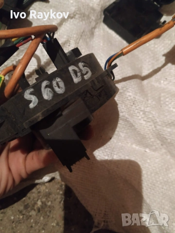 лентов кабел , VOLVO V70 S60 S80, снимка 2 - Части - 53124312