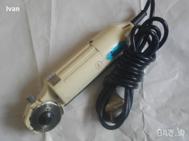 Made in JAPAN ЯПОНСКА Електрическа дискова НОЖИЦА за рязане на плат 30 вата ф45 мм ОТЛИЧНА Малка