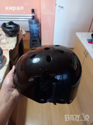 каски, снимка 2 - Аксесоари за велосипеди - 48073808