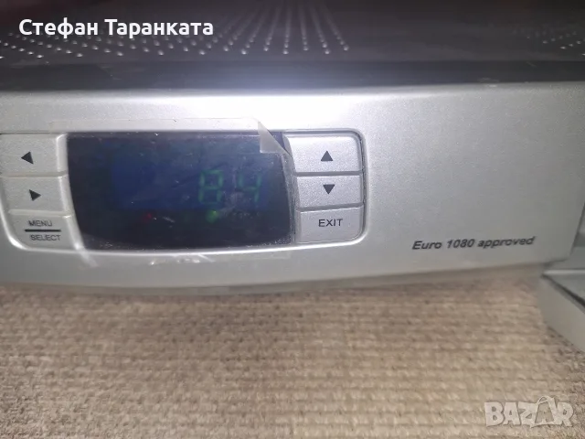 Сателитен приемник , снимка 3 - Приемници и антени - 56270209