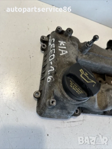 Капак на клапани за двигател за KIA Ceed 1.6 CRDi (2008), снимка 3 - Части - 53244835