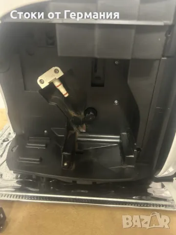 Кафеавтомат Philips HD8651/19, 15 bar, 1400 W, Керамична мелачка, снимка 2 - Кафемашини - 41713070