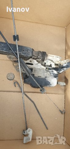 Задна лява брава за бмв е34 седан bmw e34 rear left door actuator, снимка 2 - Части - 41881089