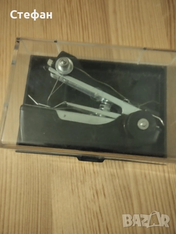 Ръчна шевна машина руска