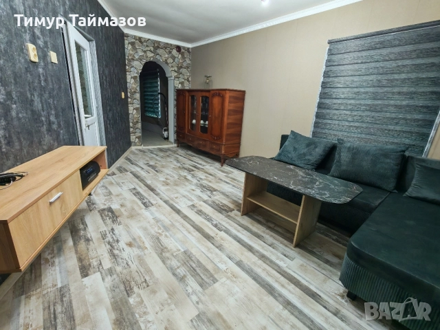 Голяма къща обзаведена отремонтирана до гора 1 място 2 парцела тихо малко село , снимка 15 - Къщи - 50166127