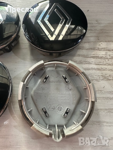 4 броя оригинални капачки за джанти за Renault Clio, Megane, снимка 2 - Аксесоари и консумативи - 52778773