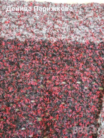 Ръчно плетен триъгълен шал наметка "Акцент", снимка 5 - Шалове - 52771769