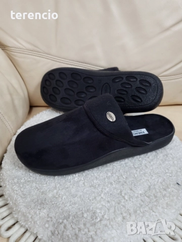 Нови мъжки черни пантофи