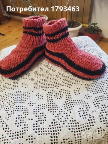 Ръчно плетени дамски терлици от вълна. размер 39, снимка 3 - Дамски чорапи - 49244867