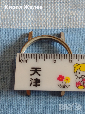 Две каси за ръчен часовник без стъкло за части колекция 43044, снимка 8 - Други - 44835666