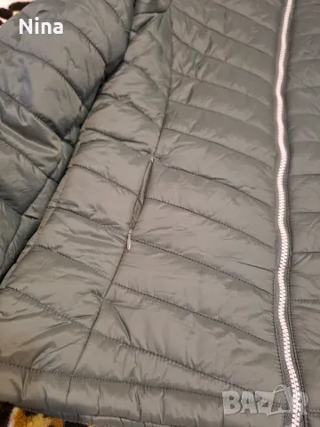 Дамско зимно яке, снимка 2 - Якета - 48880297