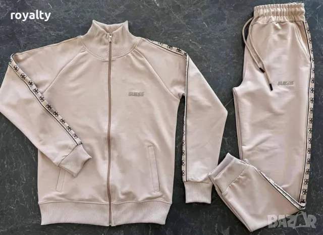 Guess дамски комплекти Различни цветове , снимка 13 - Комплекти - 49275955