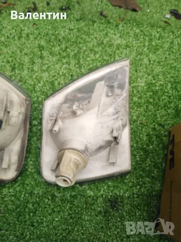 Мигачи Пасат Б5, снимка 2 - Части - 48480138