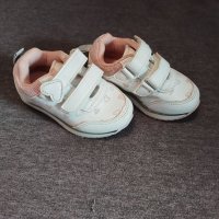 Детски обувки, маратонки и пантофи. Много запазени. , снимка 6 - Детски обувки - 39522129