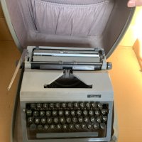 пишеща машина erika, снимка 2 - Антикварни и старинни предмети - 44493014