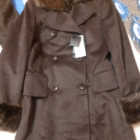 Зимни дамски дебели подплатени палта идеални за зимния сезон чисто нови, снимка 2 - Палта, манта - 36036156