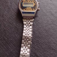 Ретро рядък модел електронен часовник от соца LEWIS CHRONOGRAPH, за КОЛЕКЦИЯ 30206, снимка 4 - Дамски - 40885202