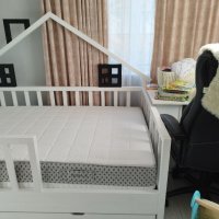 Детско легло тип къщичка, снимка 5 - Мебели за детската стая - 39081419