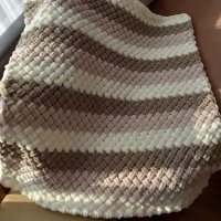 Меки плетени одеялца от прежда Ализе пуфи, снимка 14 - Спално бельо и завивки - 38389917