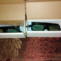 2бр активни 3D оригинални очила Тошиба, снимка 4 - Стойки, 3D очила, аксесоари - 44658404