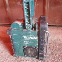 Стройтелно радио makita, снимка 7 - Радиокасетофони, транзистори - 40313745