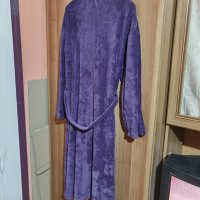 Тъмно лилав халат, снимка 3 - Други - 40834156