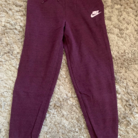 Nike Sportswear Older Kids' (Girls') Trousers - Purple, снимка 1 - Детски анцузи и суичери - 36315203