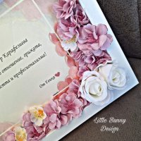 Декорирана дървена рамка с цветя и скрито осветление - благодарност към лекар , снимка 3 - Подаръци за жени - 42251385
