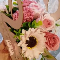 Лебеди със сапунени цветя, снимка 4 - Подаръци за жени - 39594534