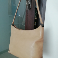 Дамска чанта естествена кожа, снимка 3 - Чанти - 44806471