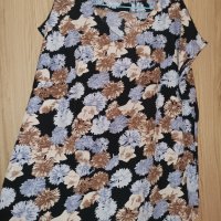 Флорална блуза, снимка 1 - Тениски - 40243834